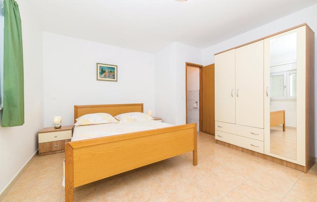 Apartmani Mares Razanj Exterior photo