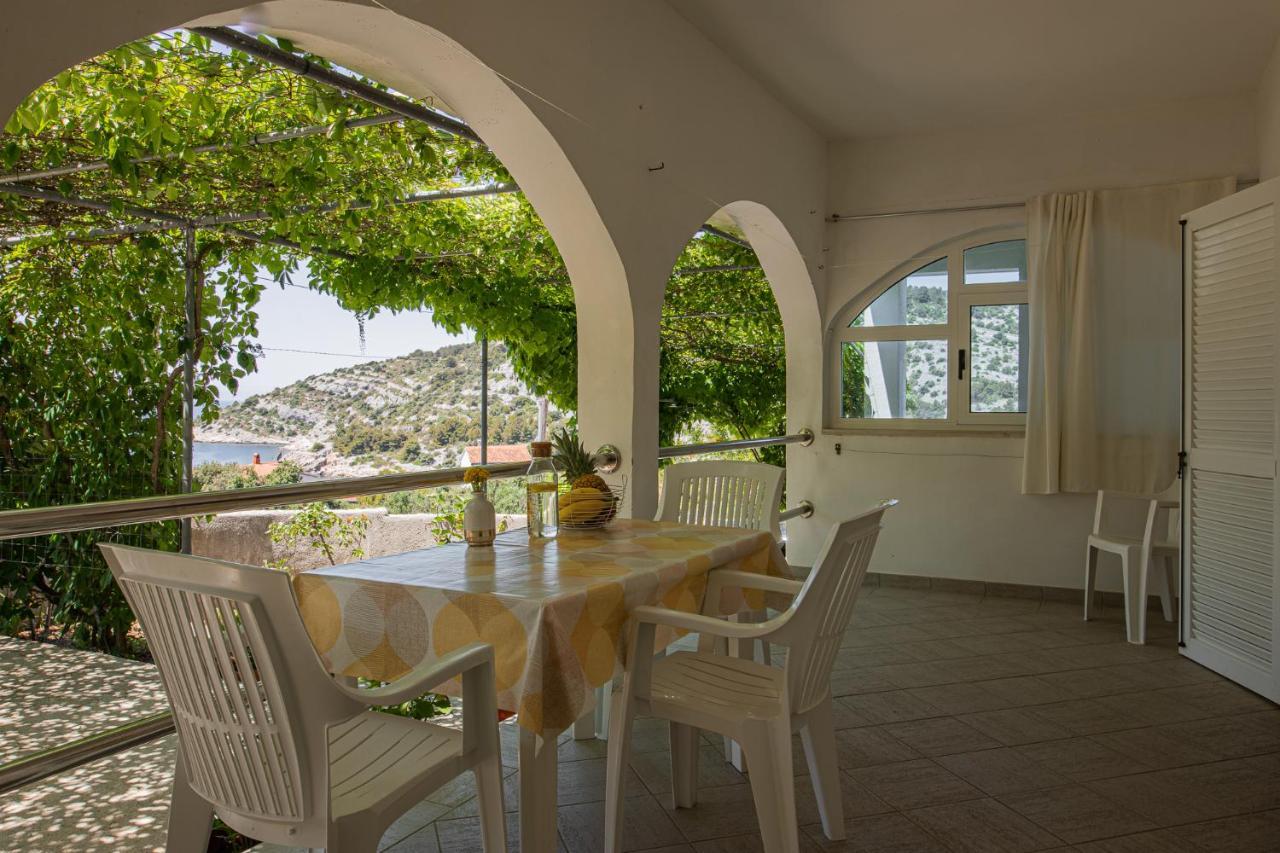 Apartmani Mares Razanj Exterior photo